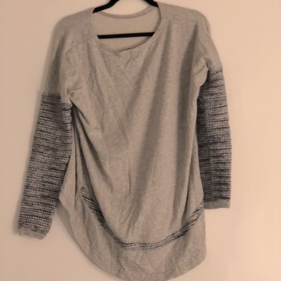 Generation love sweater - Picture 2 of 3